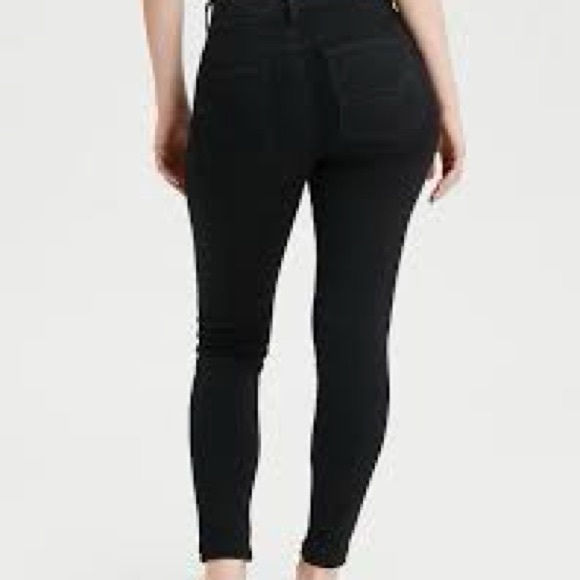 Anerican Eagle curvy super hi-rise jegging. Rich Black. Like new - Picture 2 of 9